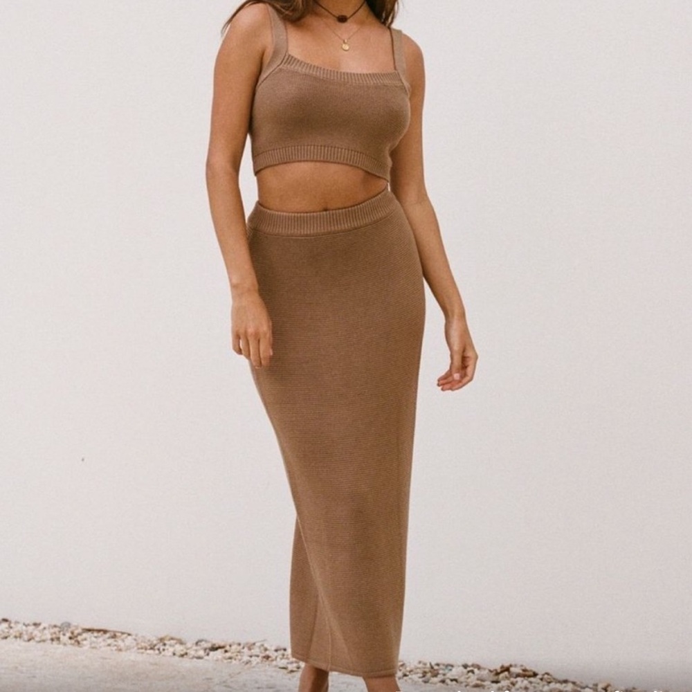 Sabo Skirt Tan Knit Skirt Set